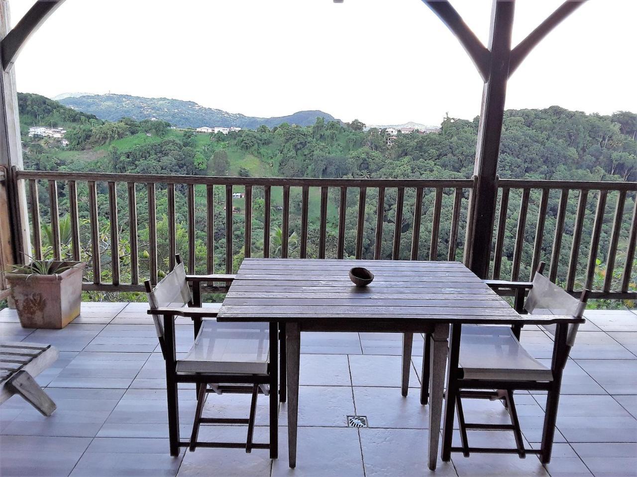 Chez Karine & Harold Apartment แซ็งต์-ลูซ ภายนอก รูปภาพ